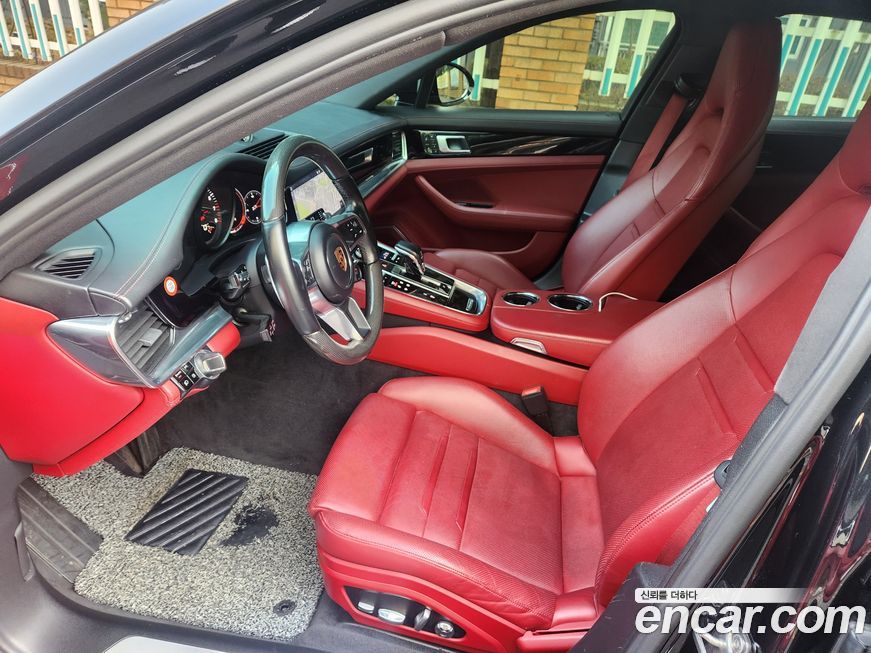 Porsche Panamera 2020