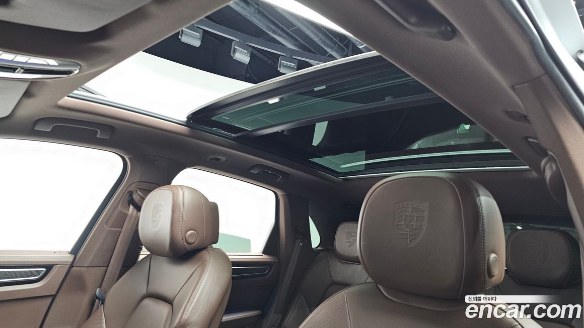 Porsche Cayenne 2022