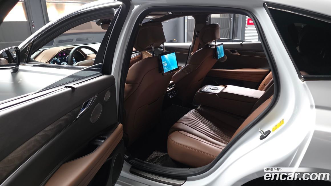 Genesis G80 2021