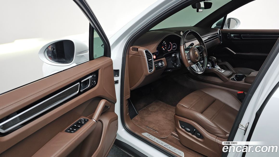 Porsche Cayenne 2022