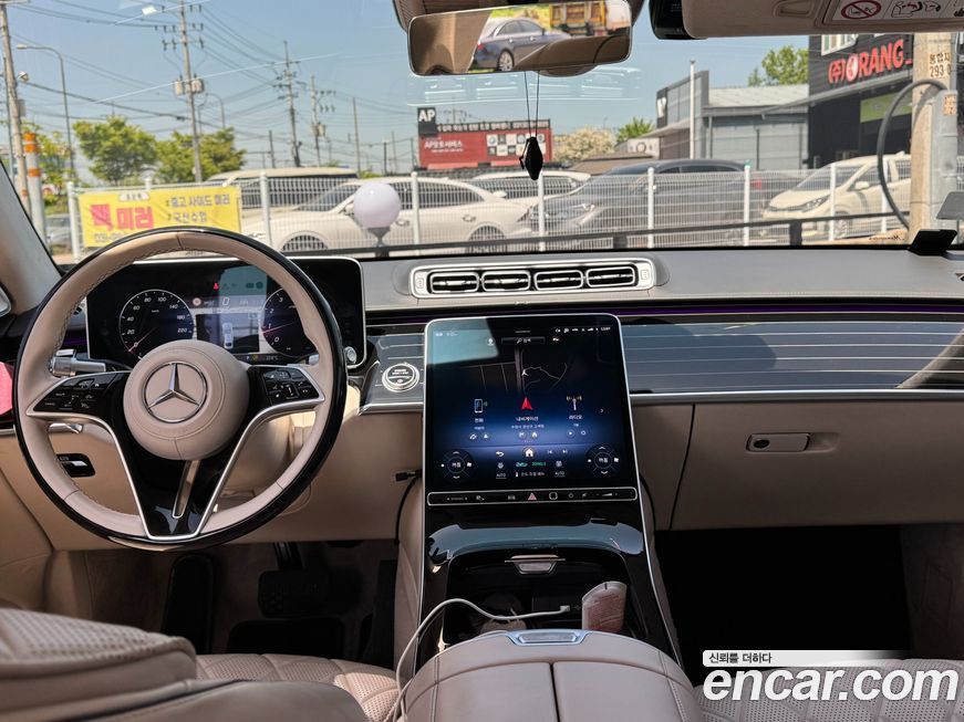 Mercedes-Benz S-Class 2021