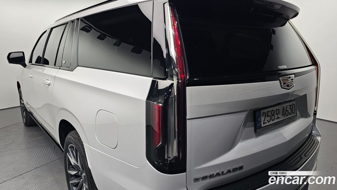 Cadillac Escalade 2022