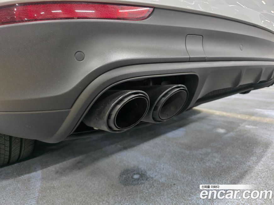 Porsche Cayenne 2021