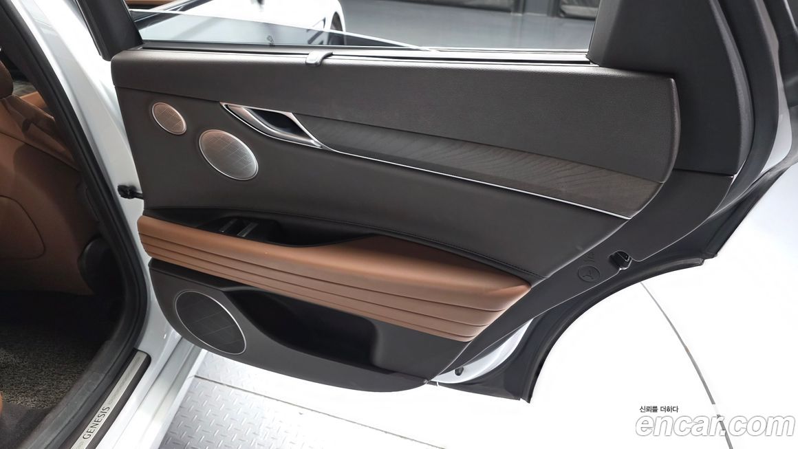 Genesis G80 2021