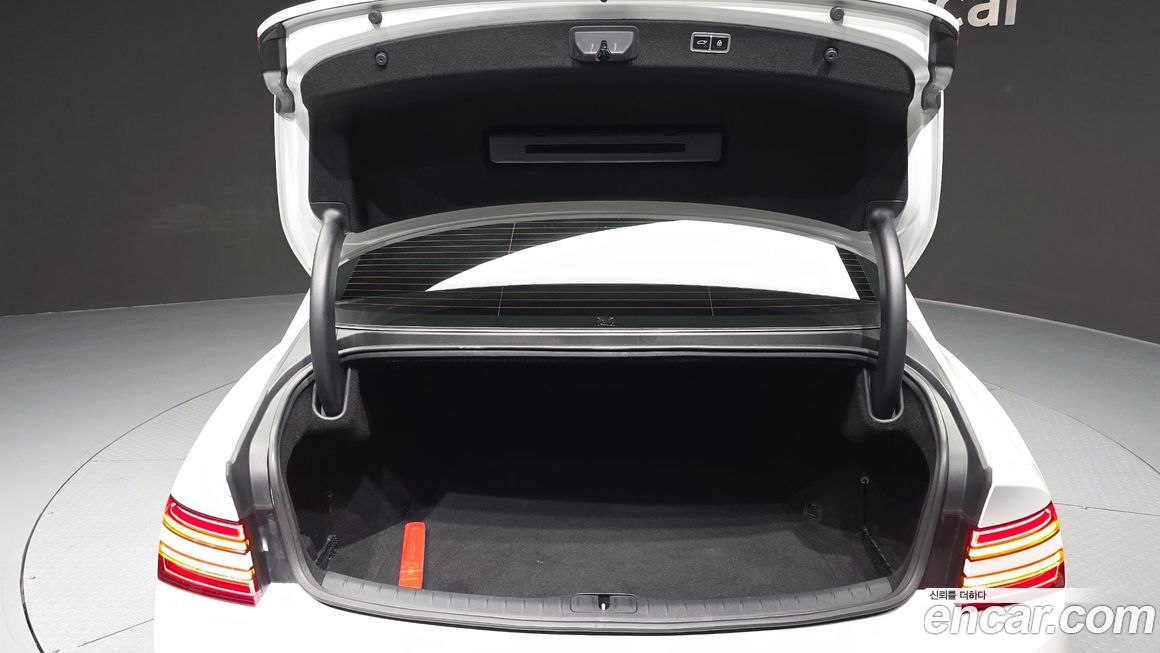 Genesis G80 2021