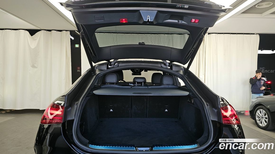 Mercedes-Benz GLE-Class 2023