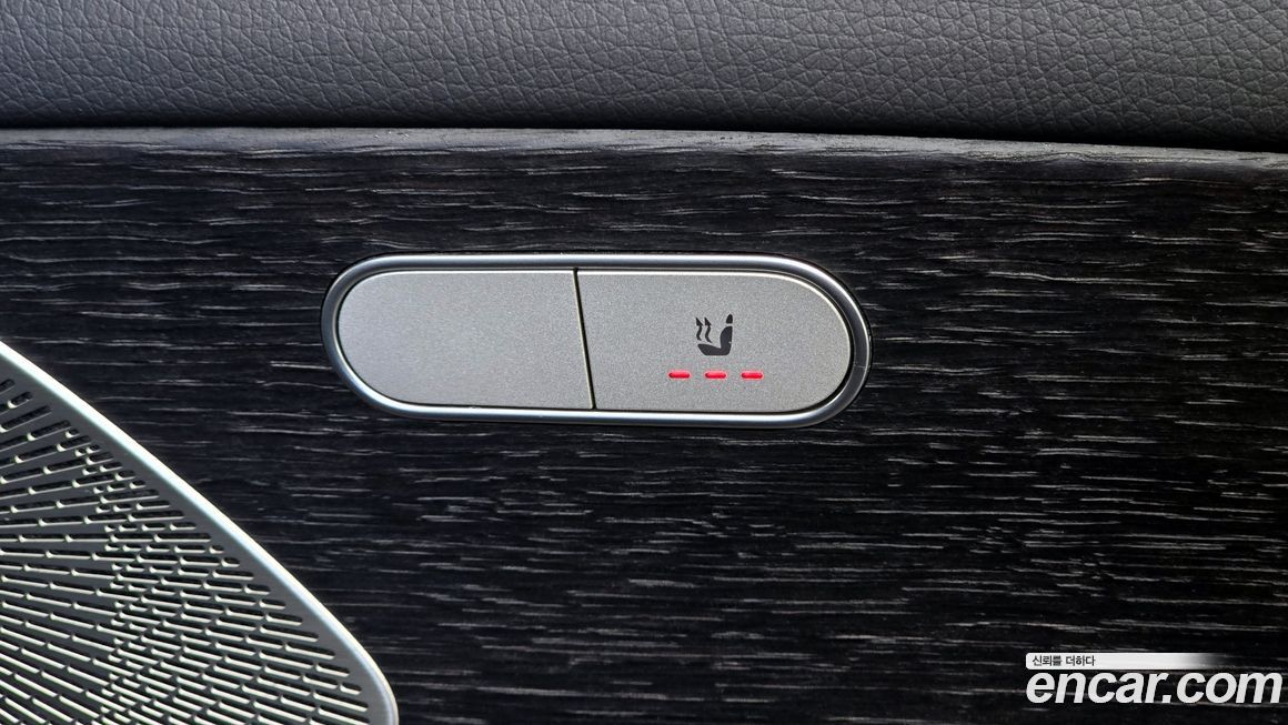 Mercedes-Benz GLE-Class 2025