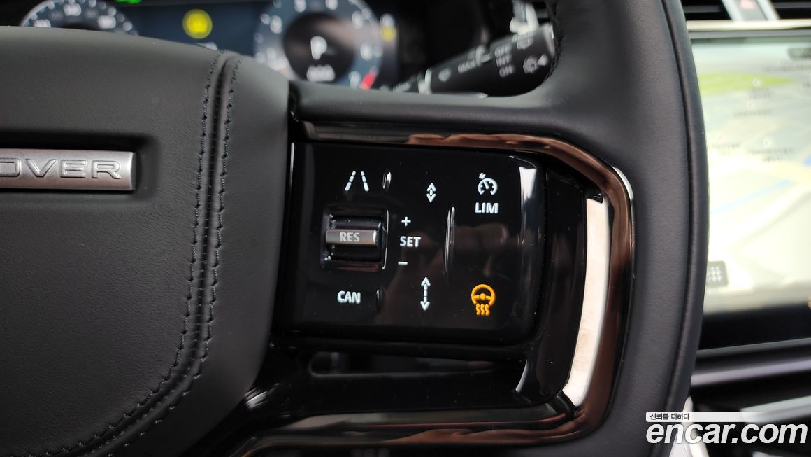 Land Rover Range Rover Velar 2026
