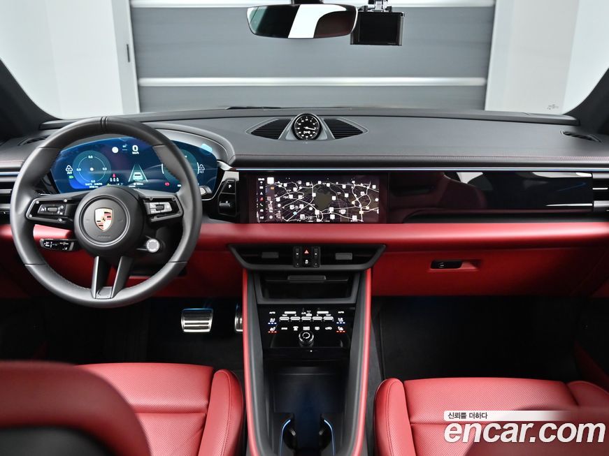 Porsche Macan 2025