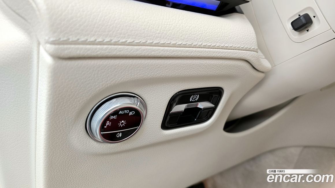 Mercedes-Benz EQS 2023