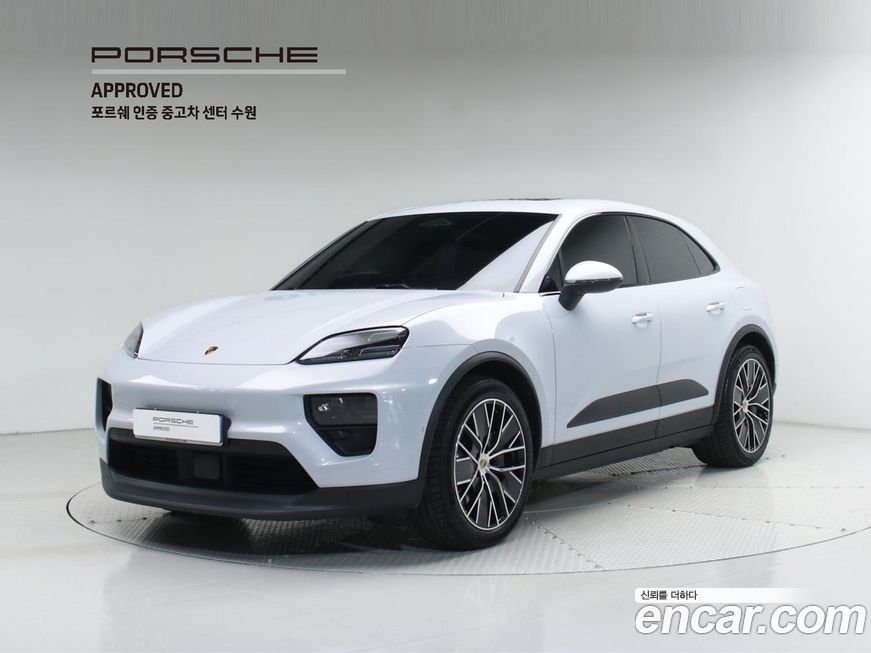 Porsche Macan 2025