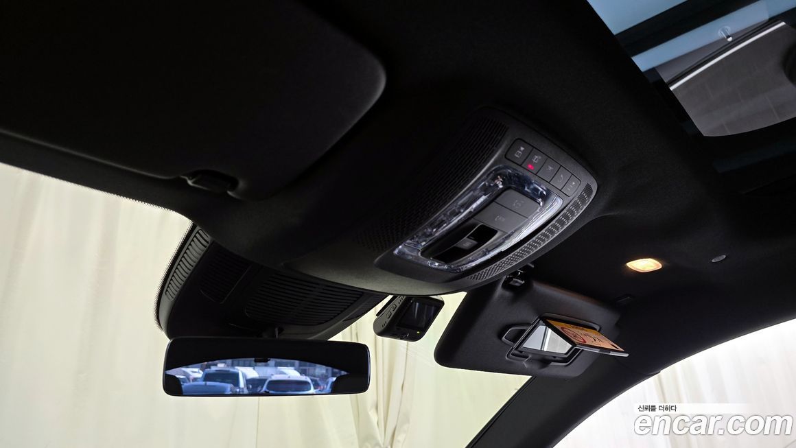 Mercedes-Benz GLE-Class 2025