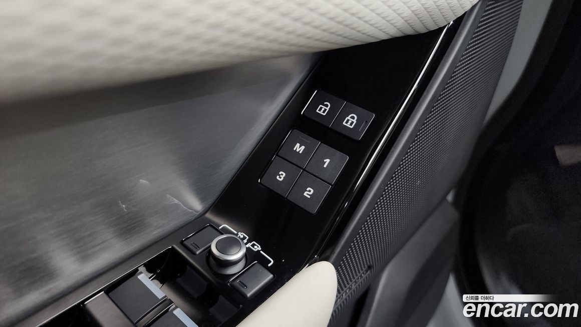 Land Rover Range Rover Velar 2022