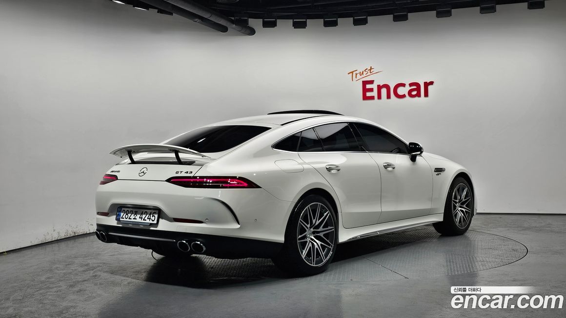 Mercedes-Benz AMG GT 2024
