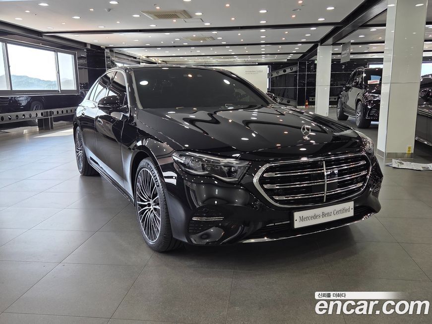 Mercedes-Benz E-Class 2025