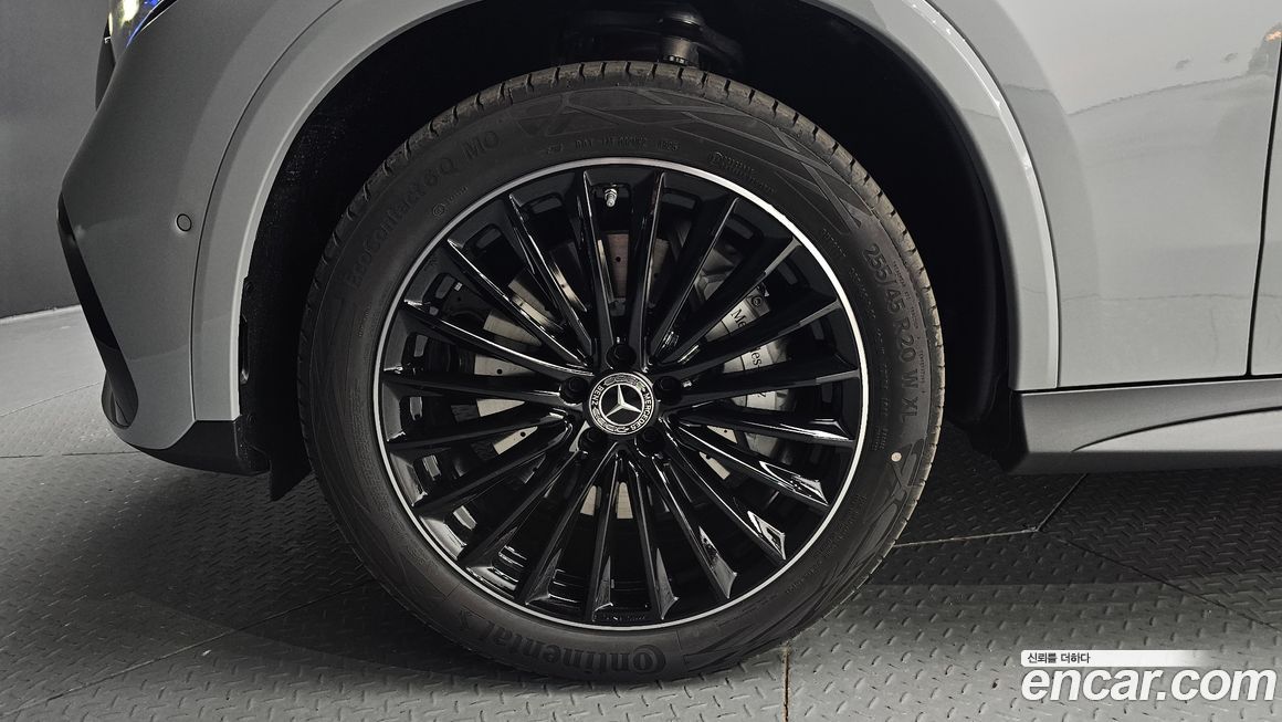 Mercedes-Benz GLC-Class 2026