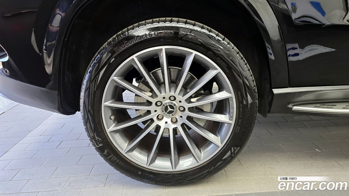 Mercedes-Benz GLE-Class 2025