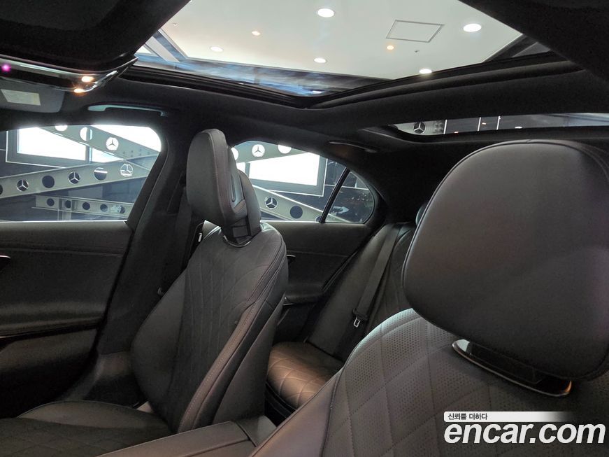 Mercedes-Benz E-Class 2025