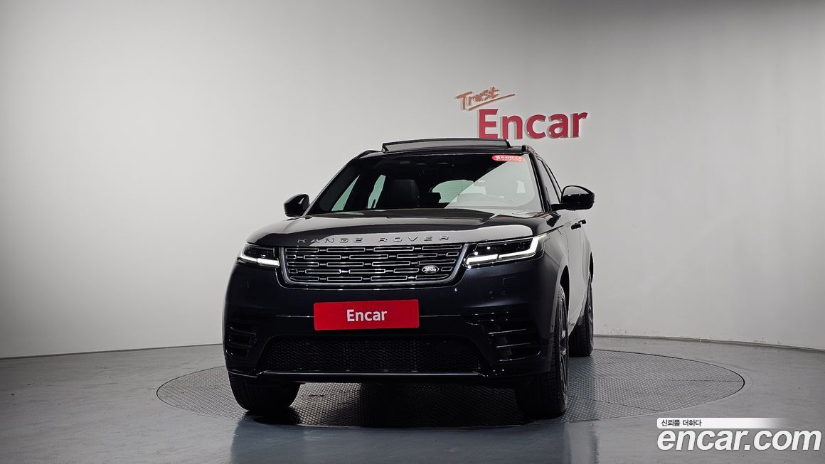 Land Rover Range Rover Velar 2026