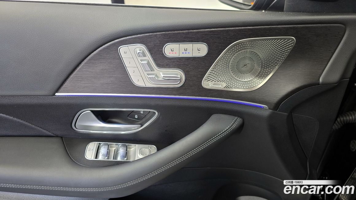 Mercedes-Benz GLE-Class 2025