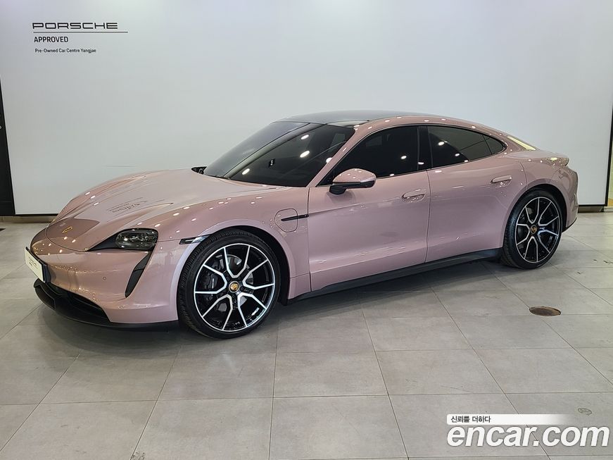 Porsche Taycan 2024