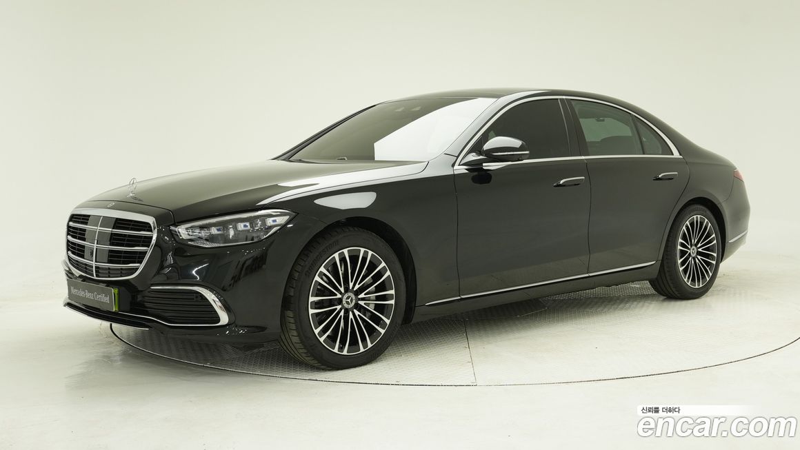 Mercedes-Benz S-Class 2025
