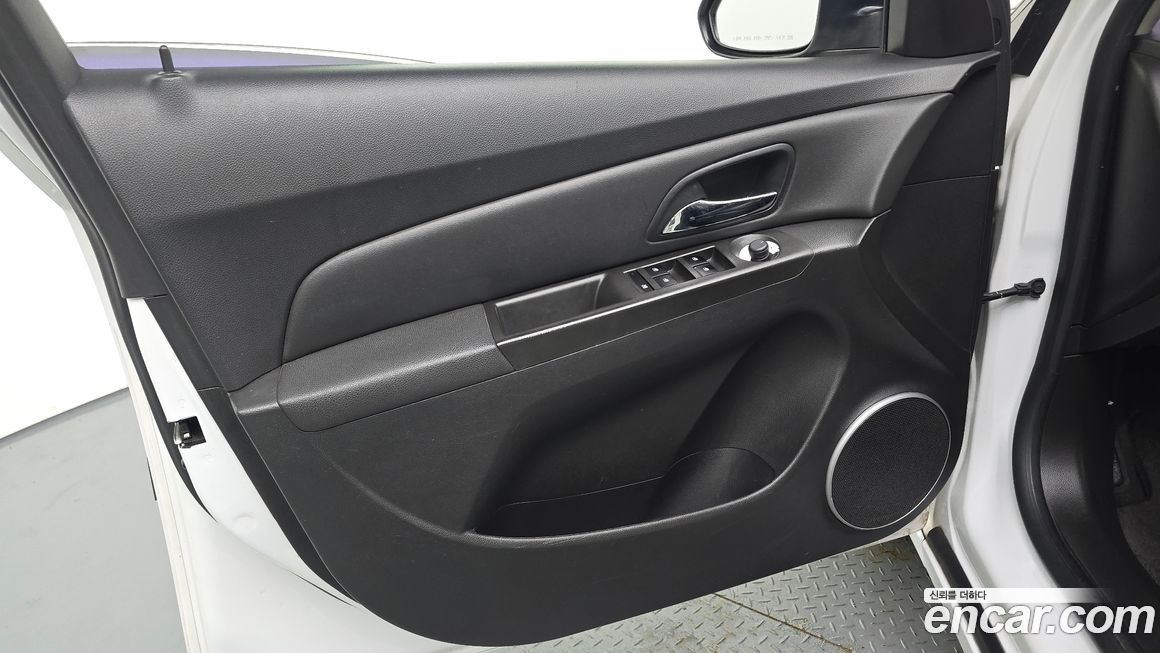 ChevroletGMDaewoo Cruze 2013