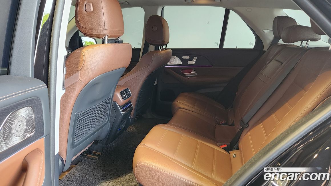 Mercedes-Benz GLE-Class 2025