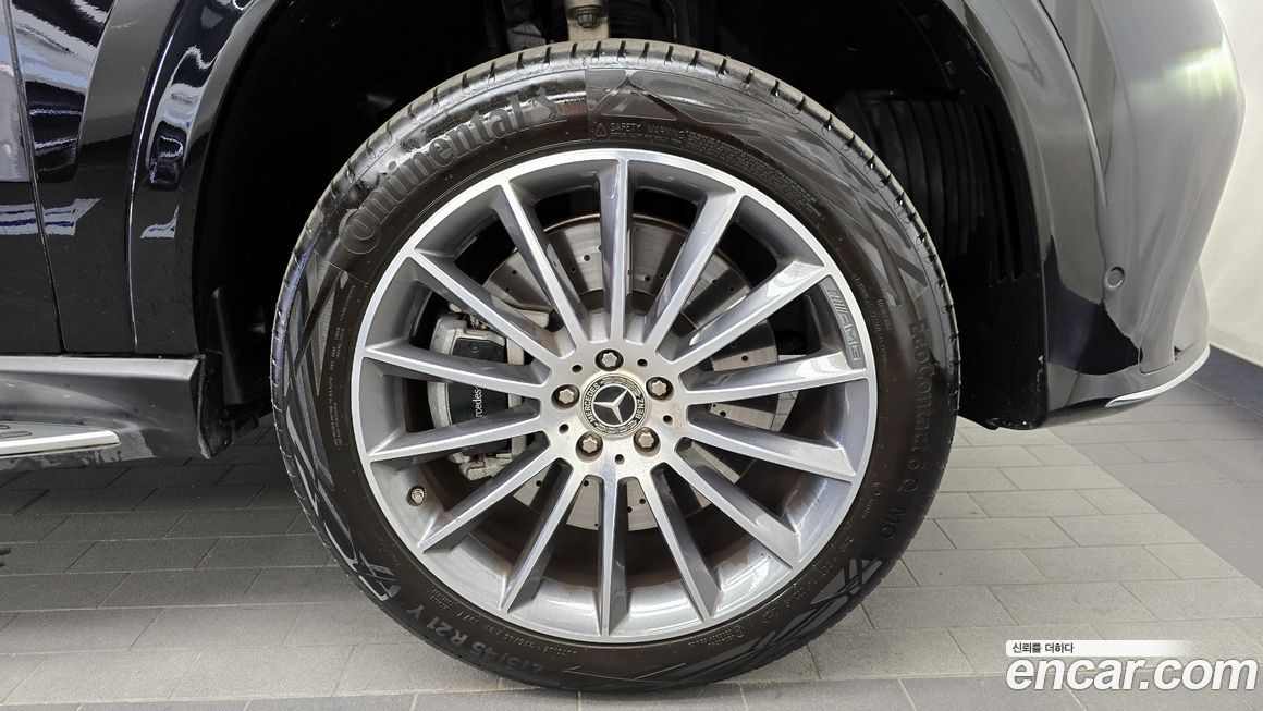 Mercedes-Benz GLE-Class 2025