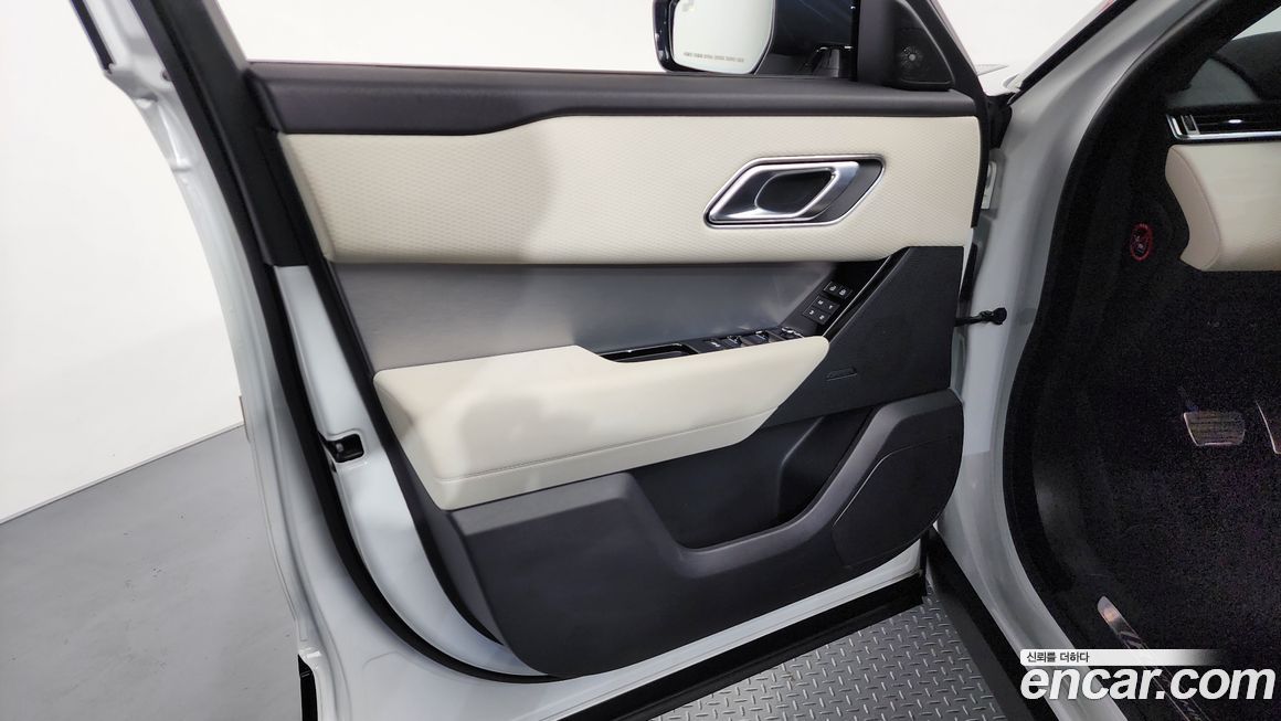 Land Rover Range Rover Velar 2022