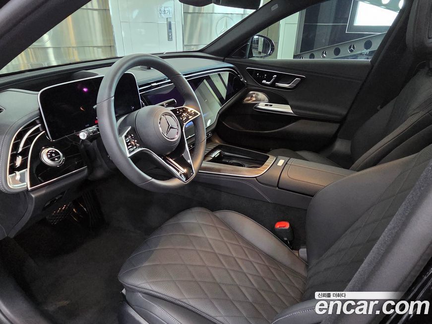 Mercedes-Benz E-Class 2025