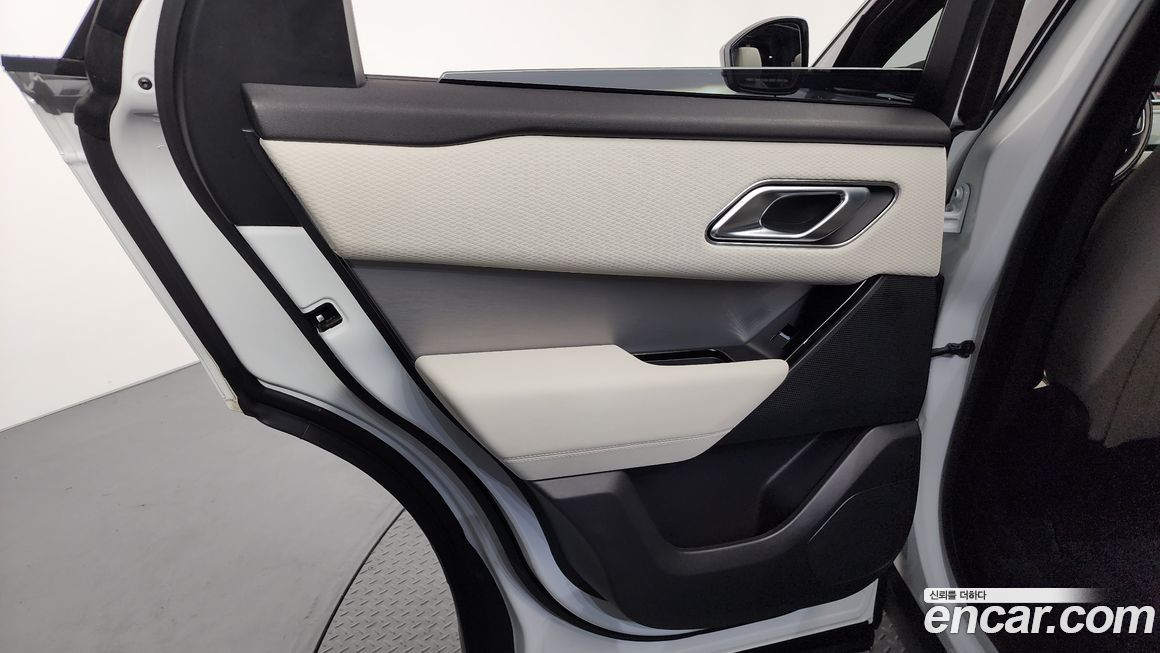 Land Rover Range Rover Velar 2022