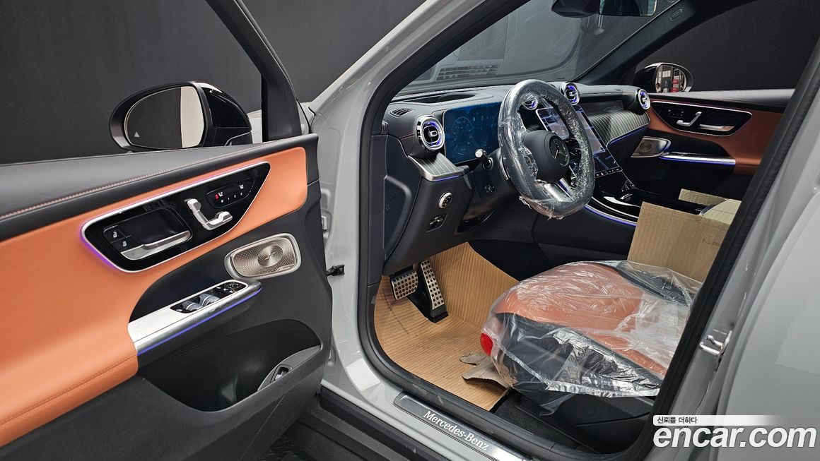 Mercedes-Benz GLC-Class 2026