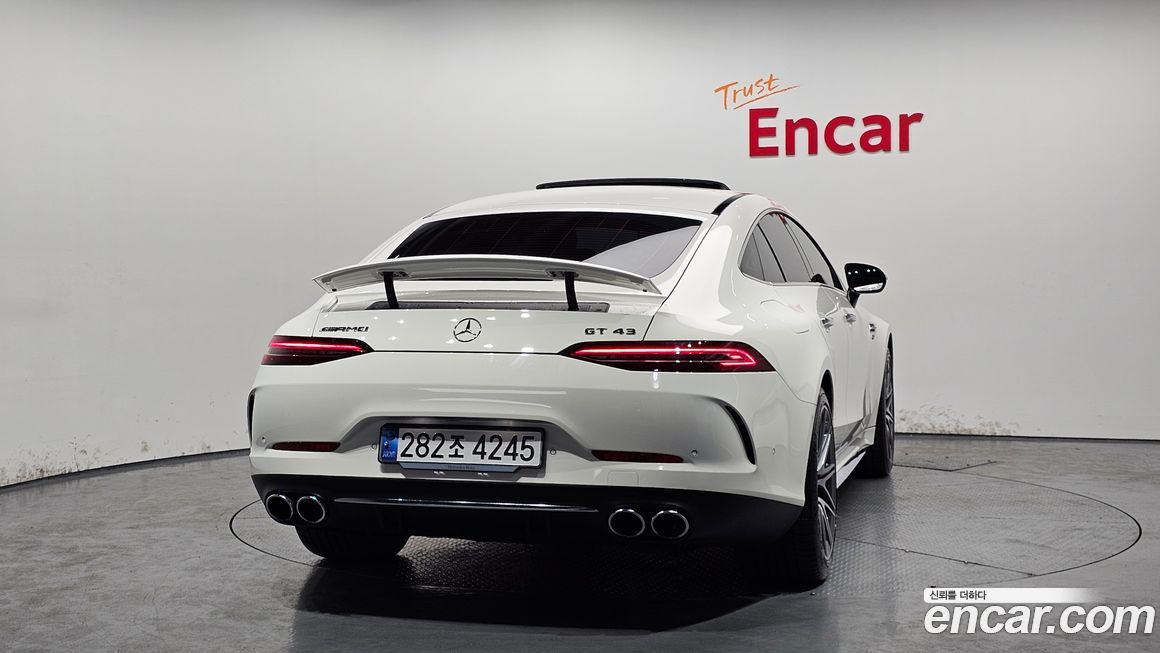 Mercedes-Benz AMG GT 2024