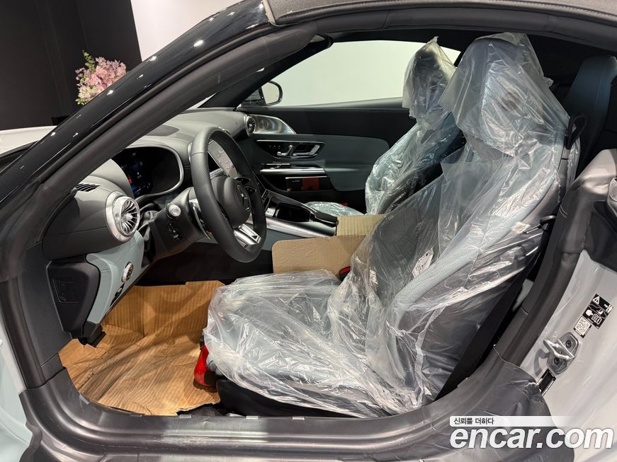 Mercedes-Benz SL-Class 2025