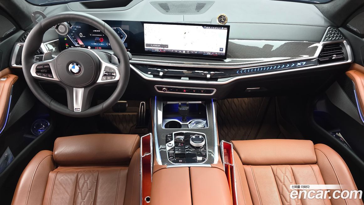 BMW X7 2025