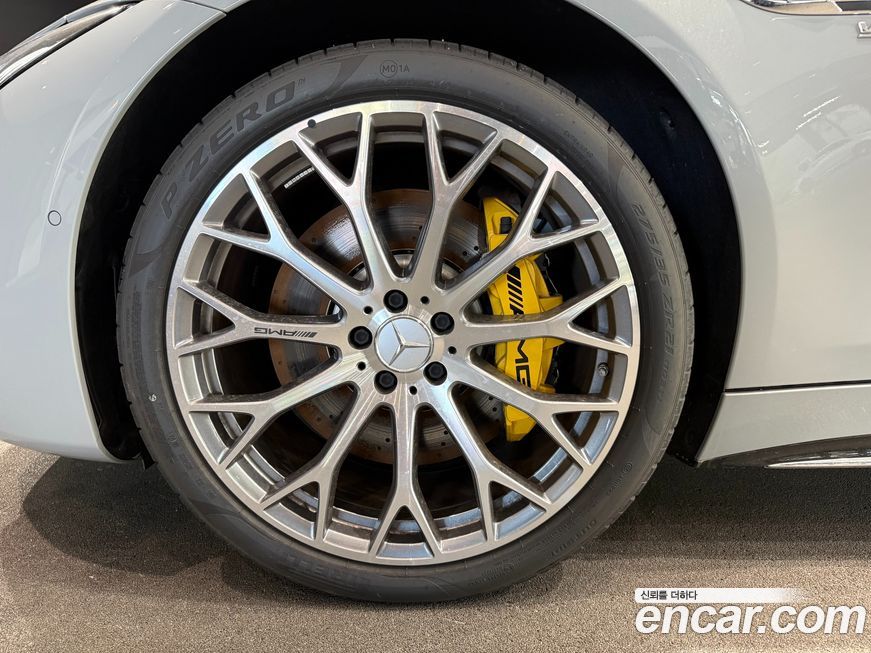 Mercedes-Benz SL-Class 2025