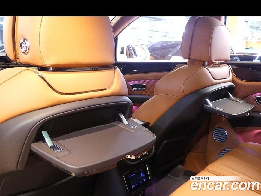 Bentley Bentayga 2021