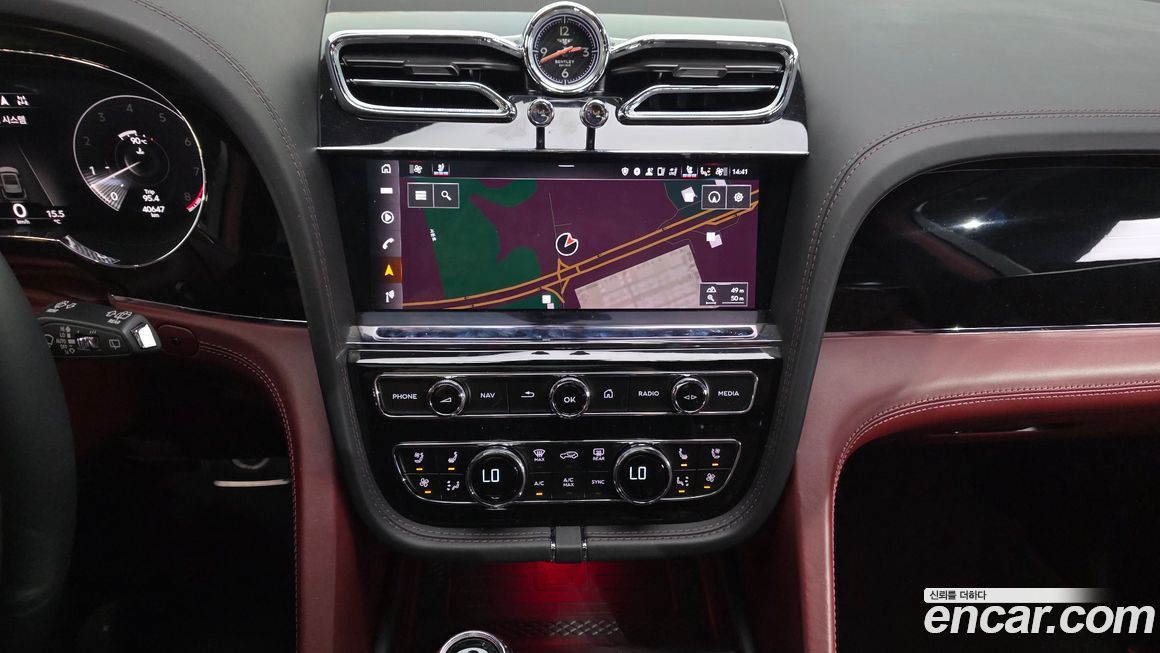 Bentley Bentayga 2023