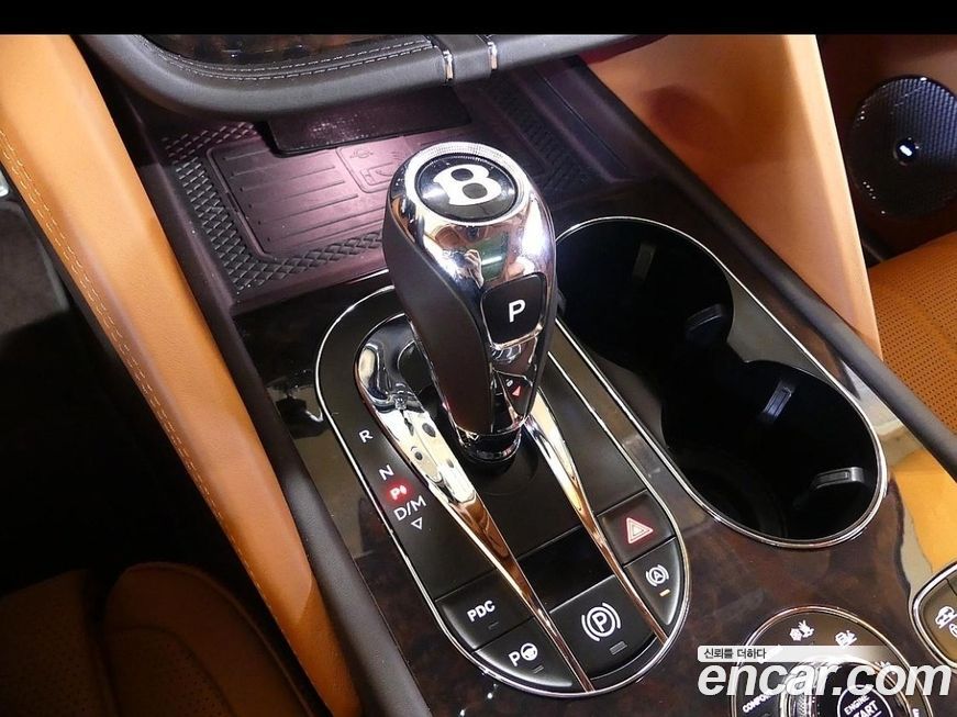 Bentley Bentayga 2021