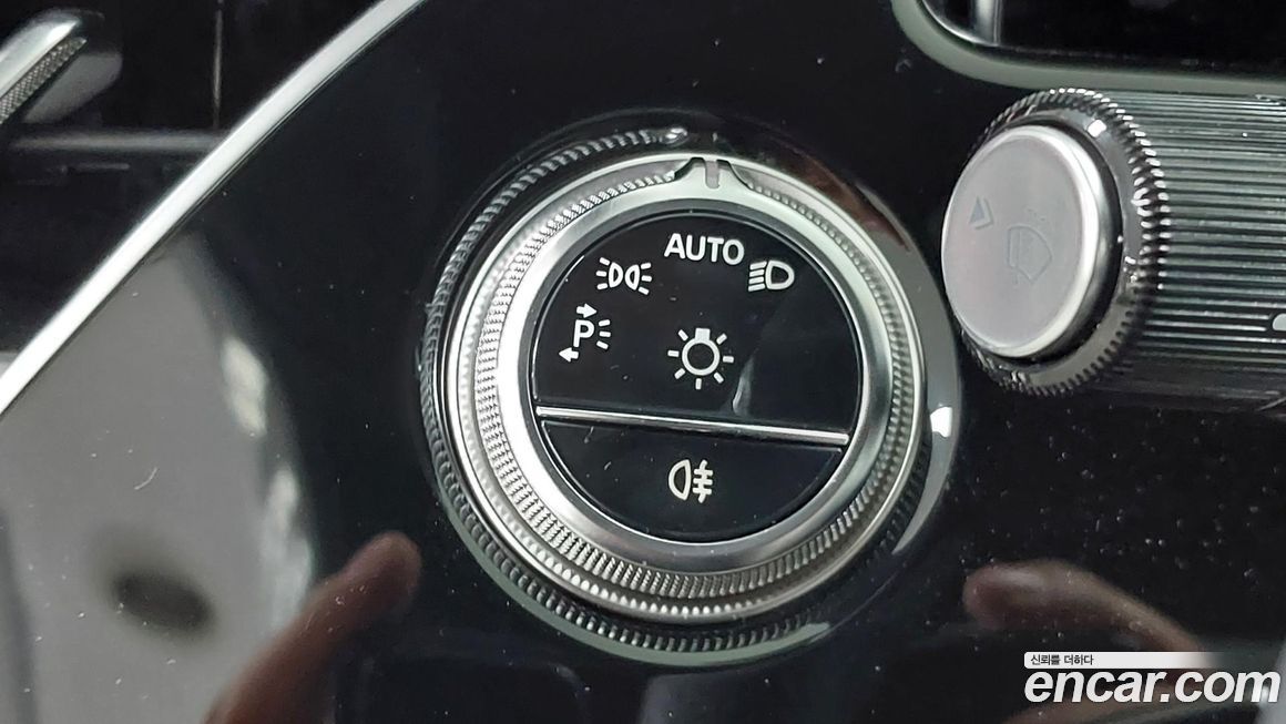 Mercedes-Benz E-Class 2026