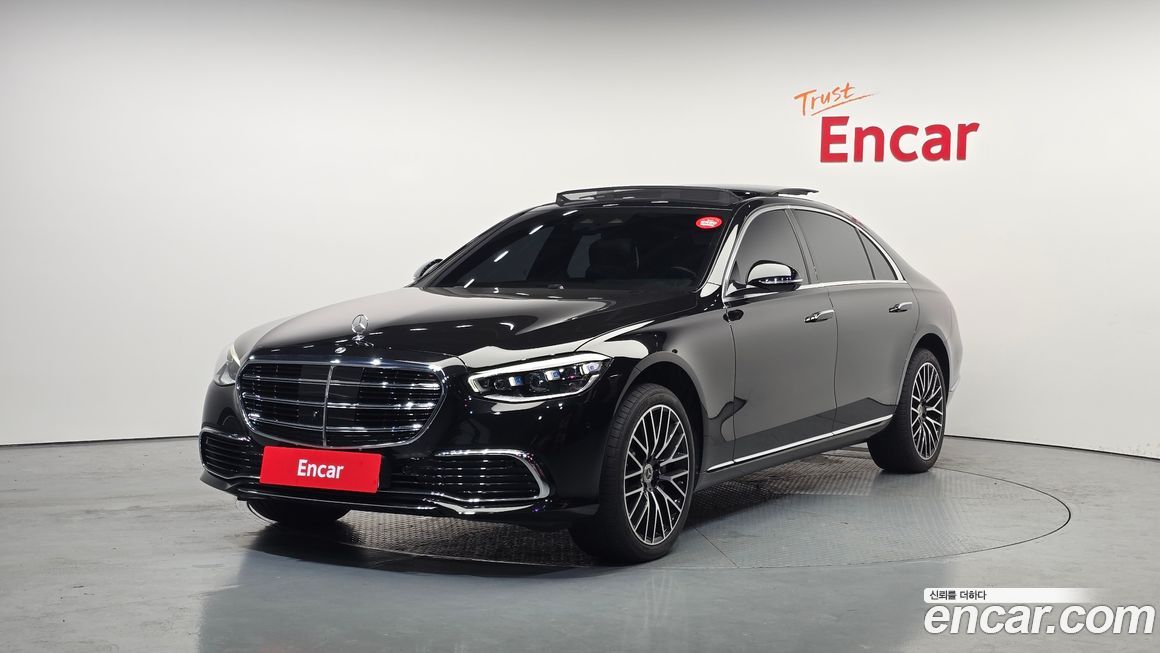 Mercedes-Benz S-Class 2025