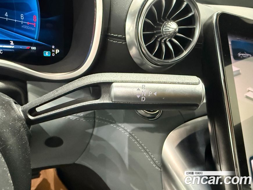 Mercedes-Benz SL-Class 2025