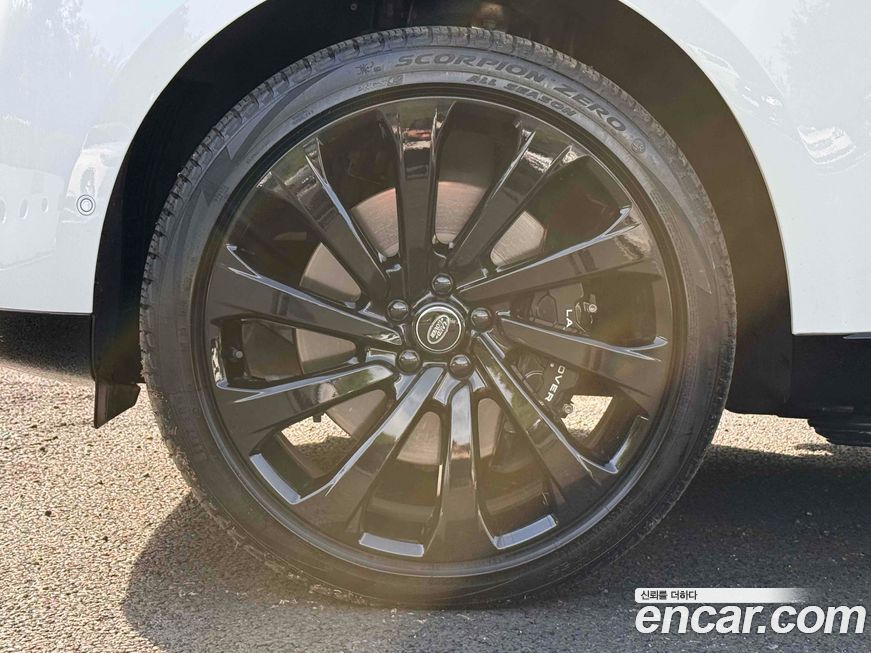 Land Rover Range Rover 2024