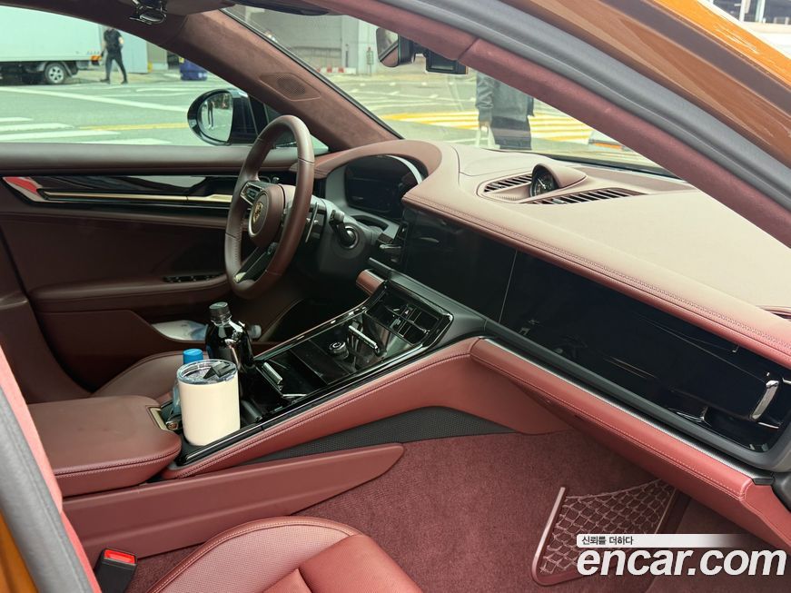 Porsche Panamera 2025