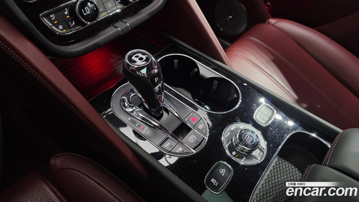 Bentley Bentayga 2023