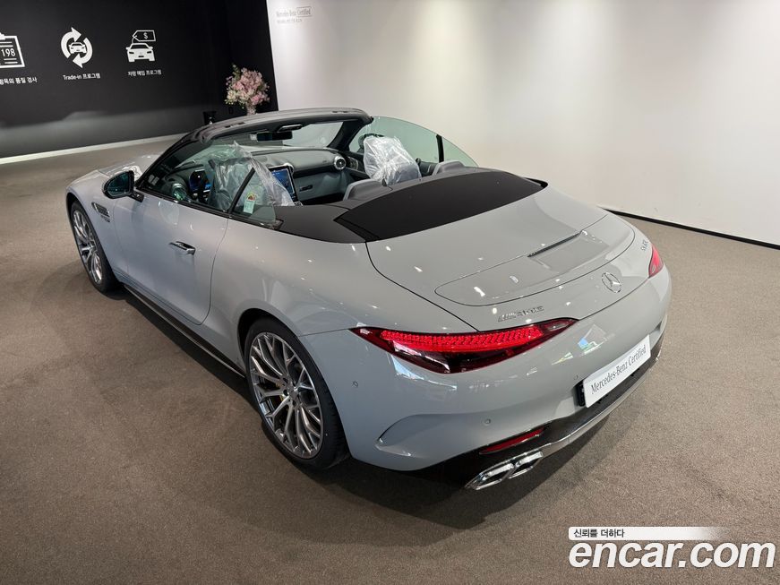 Mercedes-Benz SL-Class 2025