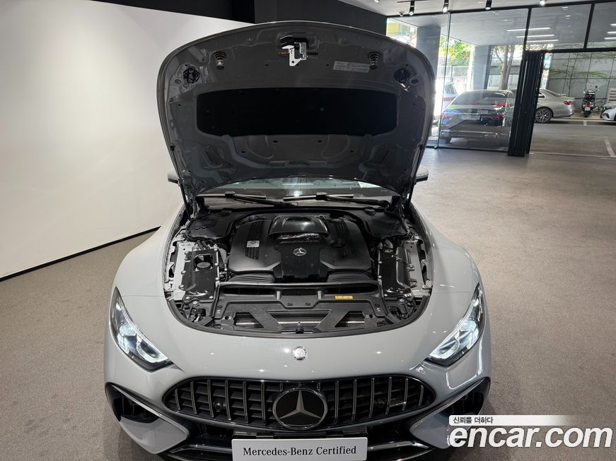 Mercedes-Benz SL-Class 2025