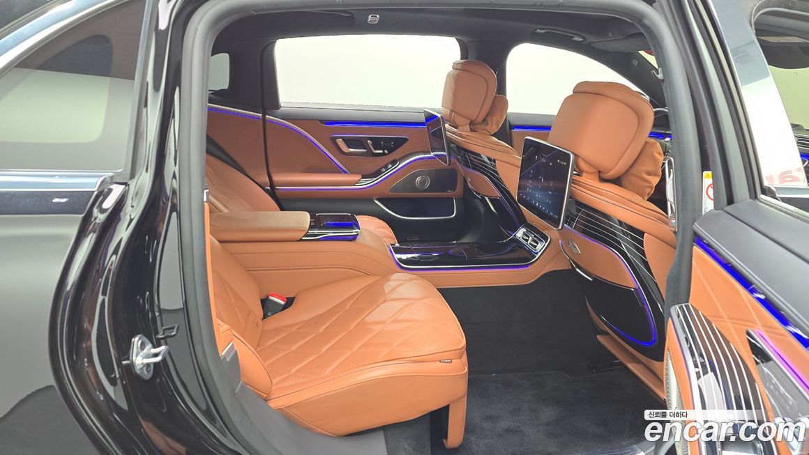 Mercedes-Benz S-Class 2023