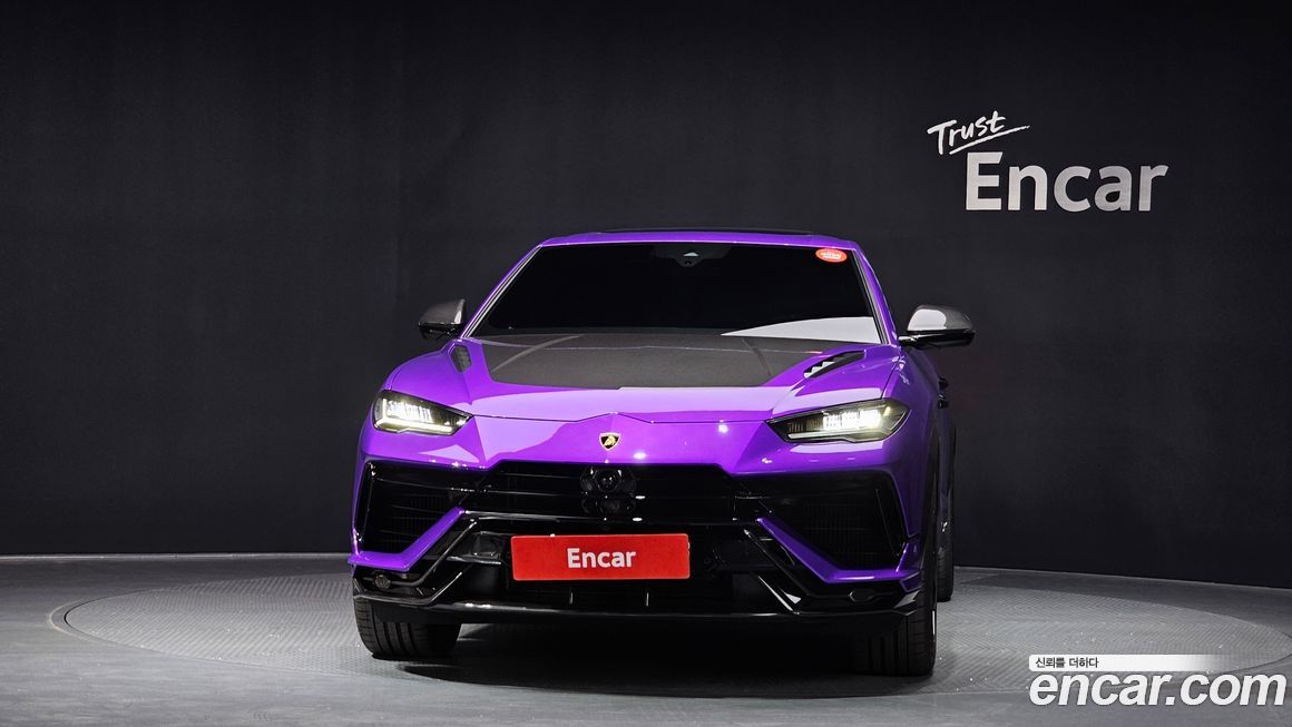 Lamborghini Urus 2024